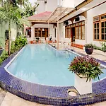 Oyo 90066 Tobana Pejaten House